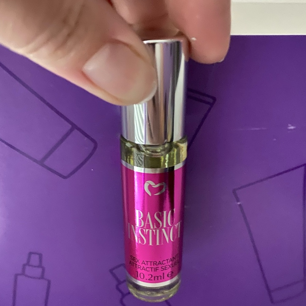 Basic instinct roller mini sized